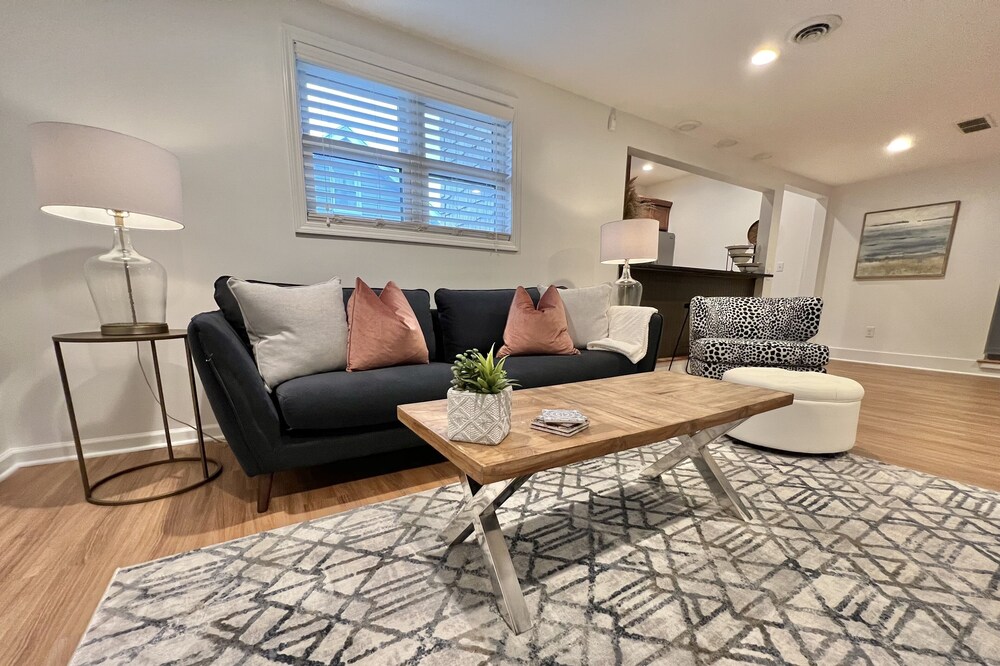 Fully Furnished Apartment 2 Bedroom
