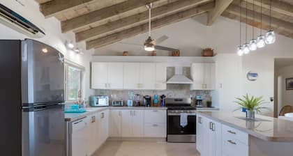 BEACHFRONT PRIVATE HOME ON Playa Encanto Beach-Meksiko Paras säilynyt salaisuus rannalla