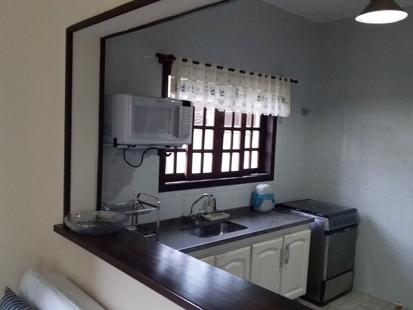 Fridge, microwave, oven, stovetop - Seestern Gasthaus (Cananeia)