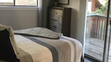 2 slaapkamers, een strijkplank/strijkijzer, gratis wifi, beddengoed