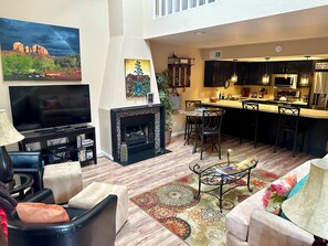 Smart TV, fireplace
