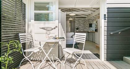 The Pelicans Nest by HolidayCo.