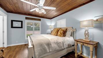 3 chambres, fer et planche à repasser, Wi-Fi gratuit, draps fournis