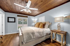 3 habitaciones, tabla de planchar con plancha y wifi gratis 