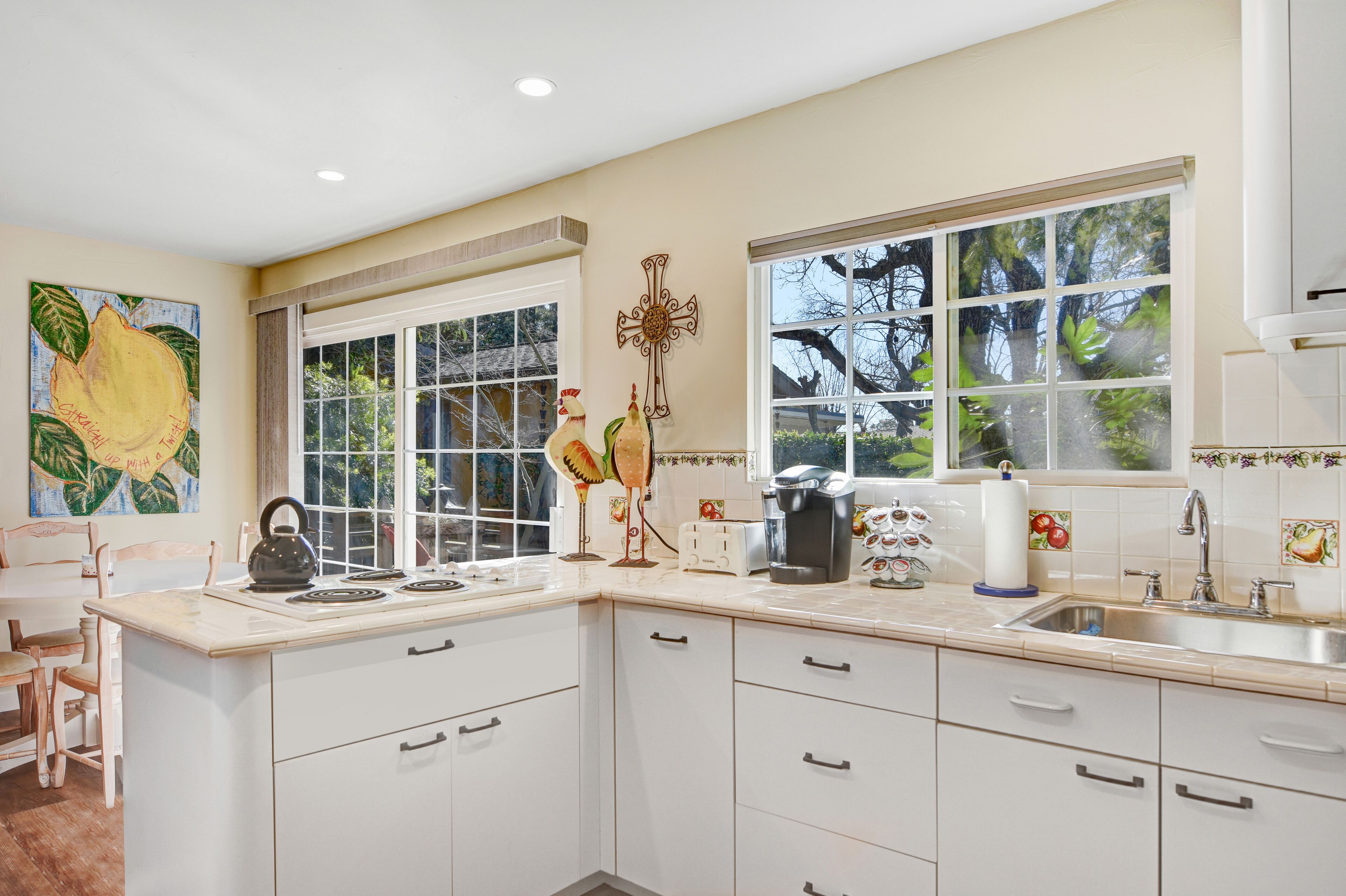 Sonoma Wine Country Cottage Private and Quiet