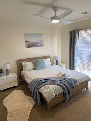 5 chambres, fer et planche à repasser, Wi-Fi gratuit, draps fournis