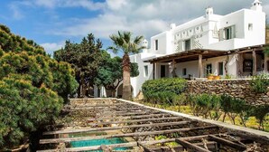 Unclassified image, 4 of 80, button - Villa Megan by The Pearls Collection (Mykonos)