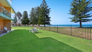 Outdoor dining - Marese 2 - Beachfront Unit (Avoca Beach)