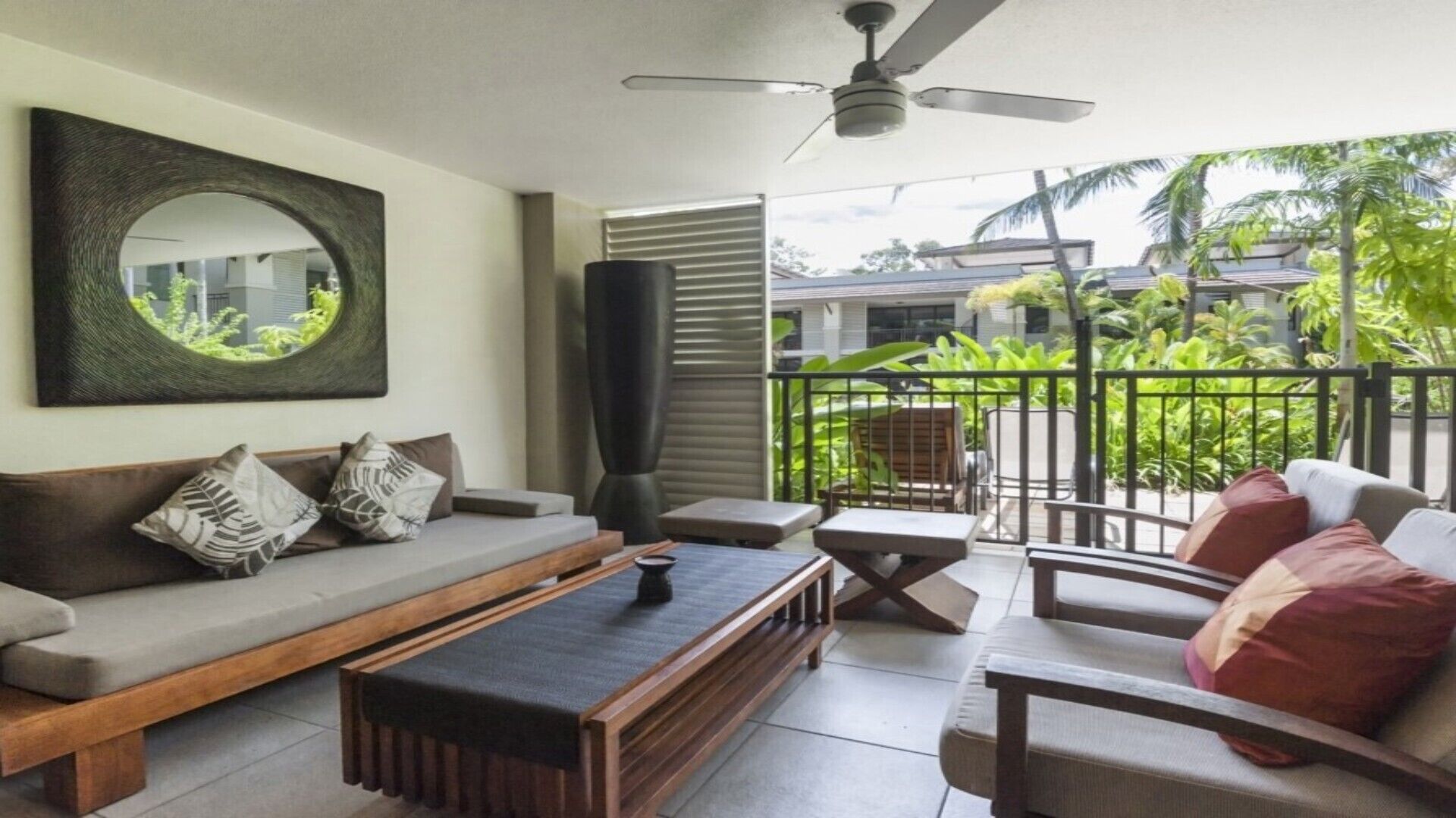 Azure 125-126 | Port Douglas — image 6