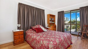 2 soveværelser, strygejern/strygebræt, sengetøj