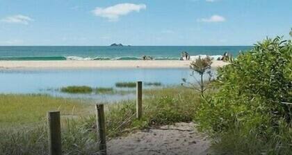1/56 Lawson Street @ Clarkes Beach
