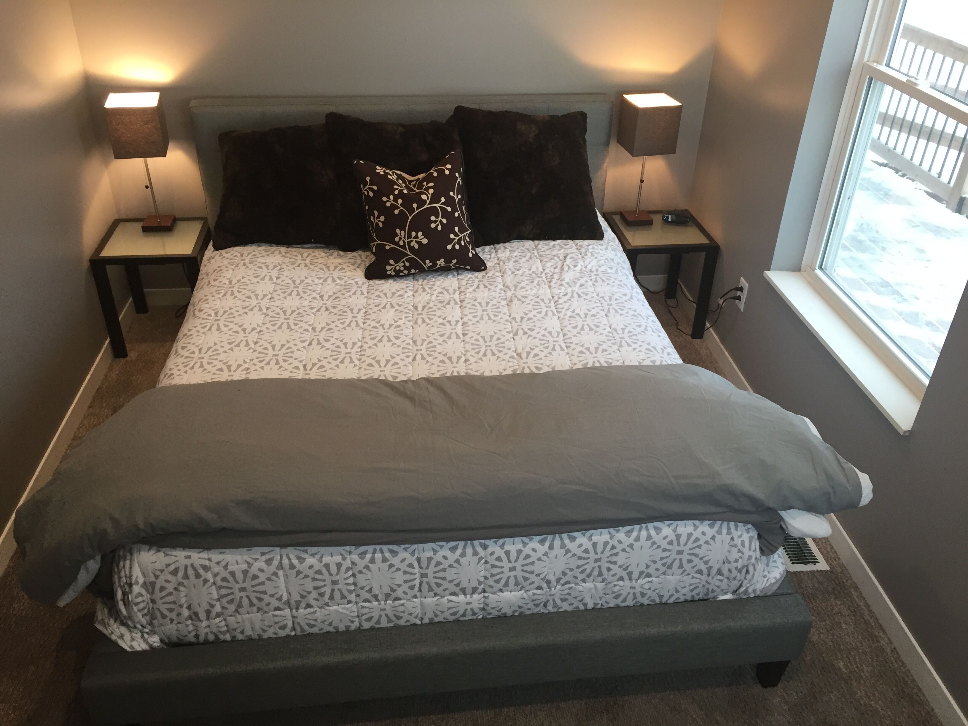 Family Reunions - groups. Remodeled barn on farm. Scenic and quiet. 