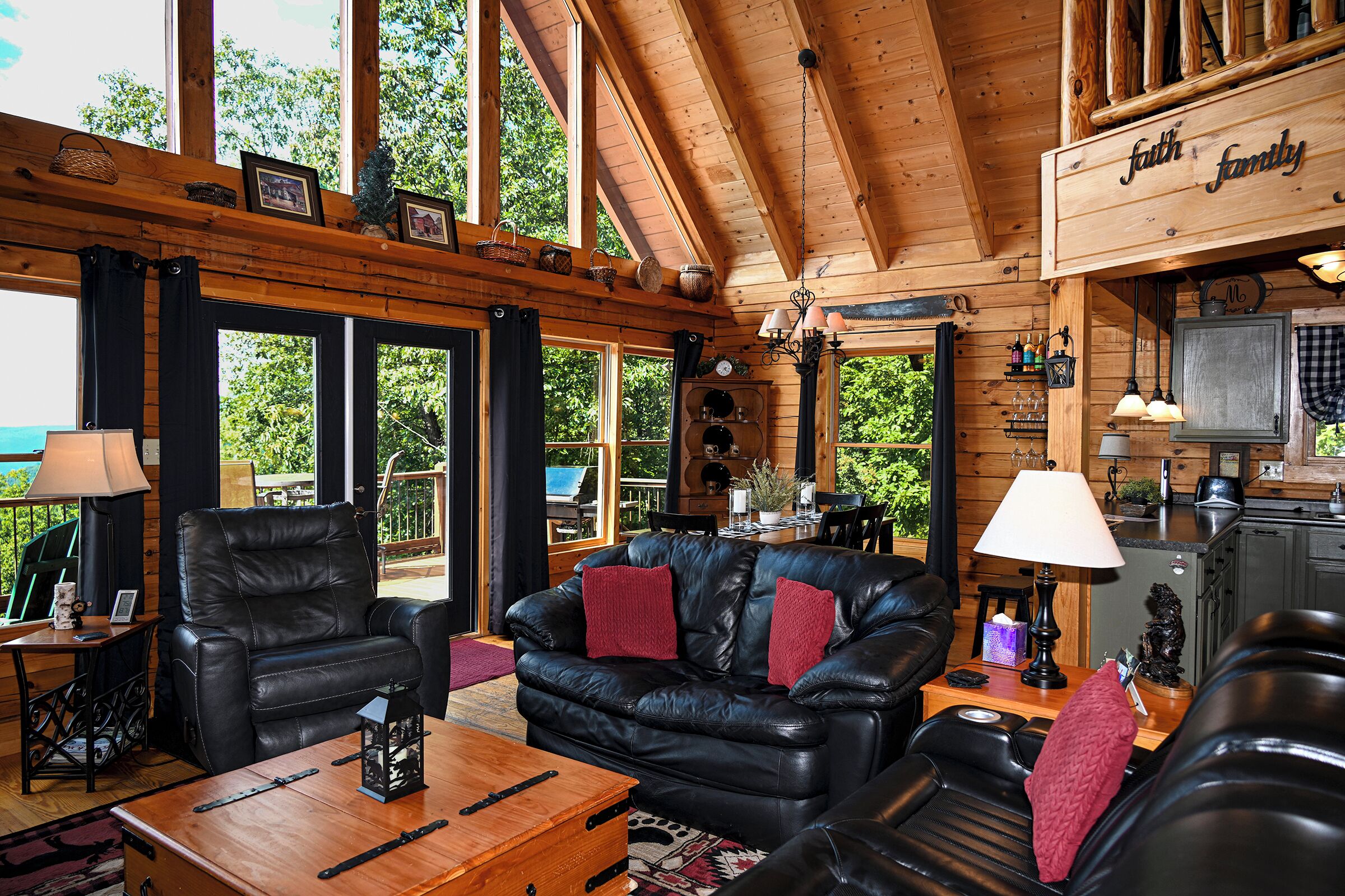 Best View in NC, Totally Private! Burn Pit, & Pool table.