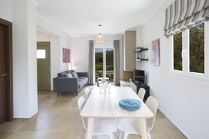 Dining - Comfortable and modern villa only 4 km from Lefkada town (Lygia- Lefkada)