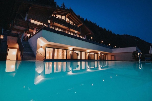 Silberfux, Hotel