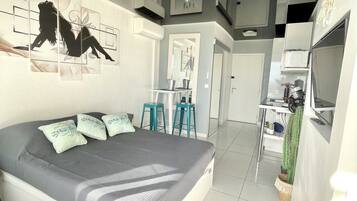 1 habitación y caja de seguridad en la habitación