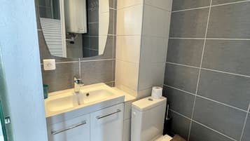 Haartrockner, Toilettenpapier