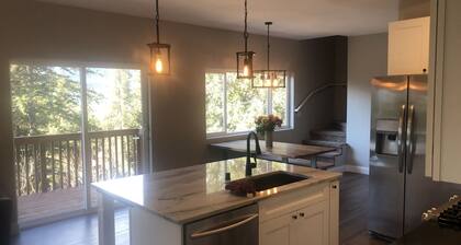 Upouusi upeita Girdwoodin kotipelejä Alyeskasta