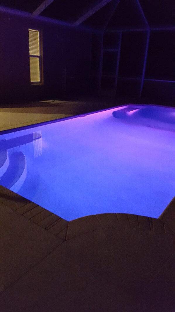 Piscine extérieure, piscine chauffée