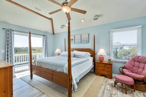 6 dormitorios, escritorio, tabla de planchar con plancha y wifi