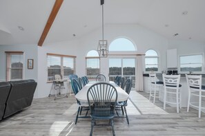 تناول الطعام