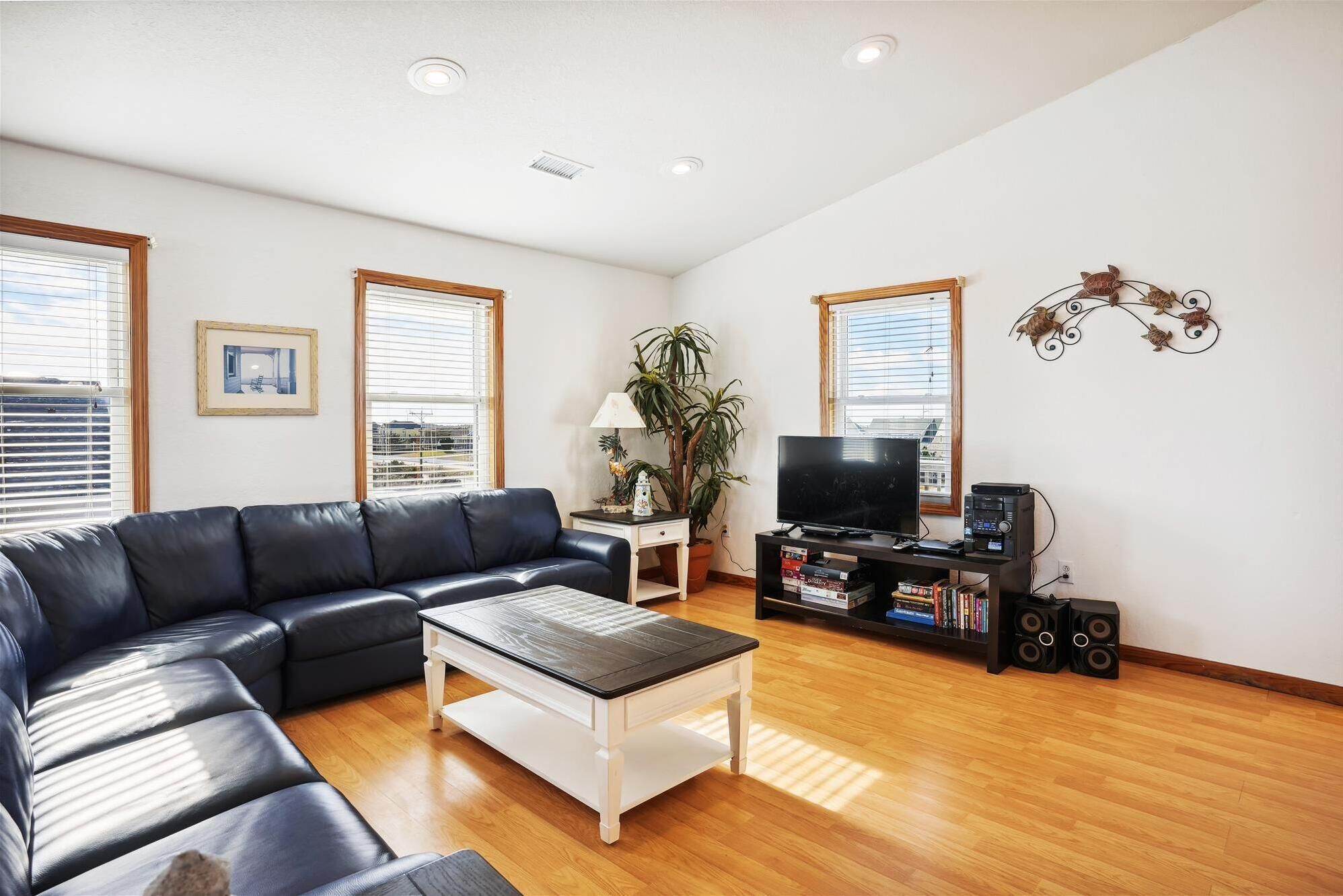 A Memorable Vacation | Oceanfront | South Nags Head | Sleeps 16