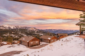 Exterior - Ski-In/Out Mountain Cabin Home! Private Hot Tub, Stunning Views, 7min Drive to R (Big Sky)