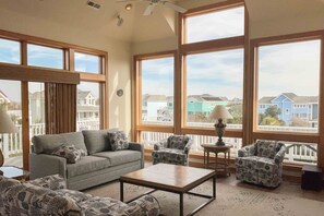 Flat-screen TV, fireplace, DVD player, table tennis