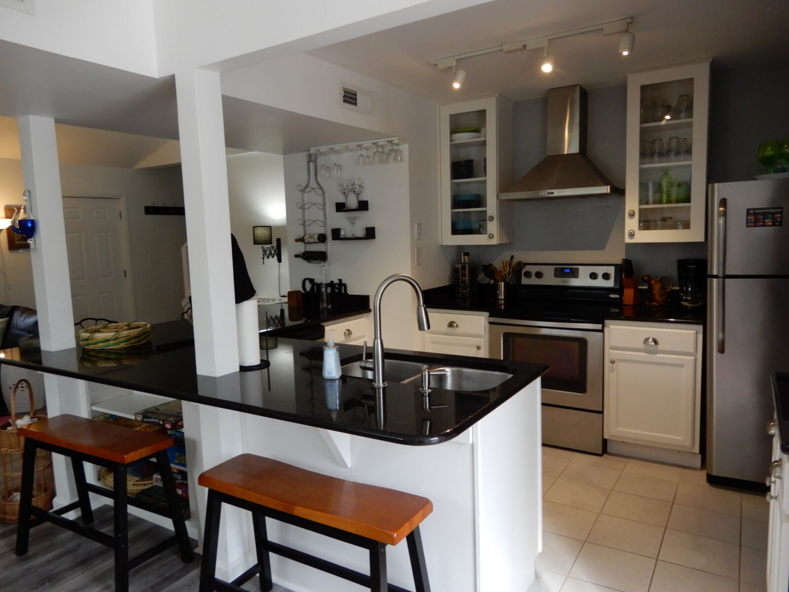 Family and Pet Oriented Home That Will Assure You of Wonderful Memories