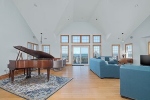 Televisión y reproductor de DVD 