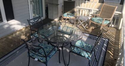 M57 UBICACIÓN UBICACIÓN A pasos del océano / piscina / parrilla / tienda