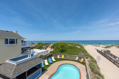 5514- Sisterly Love, Spacious oceanfront rental with private pool!