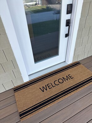 Exterior detail - Cozy Cottage by the Beach - Waterview<br>Minutes from Downtown Annapolis  (Annapolis)