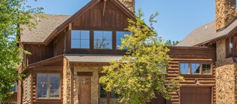 Lone Peak Townhome - ¡En el centro de la ciudad, campamento base perfecto para actividades de invierno!