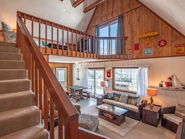 TV, DVD player, stereo