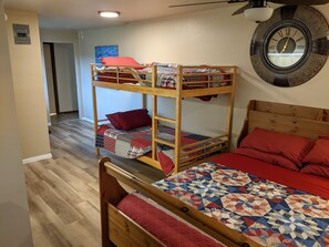 3 chambres, fer et planche Ă repasser, Wi-Fi gratuit, draps fournis
