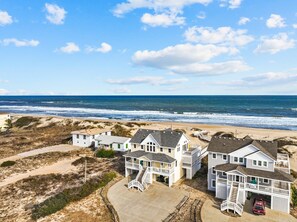 Exterior - 5703- The Fritz Carlton, | Oceanfront | Nags Head | Sleeps 14 (Nags Head)
