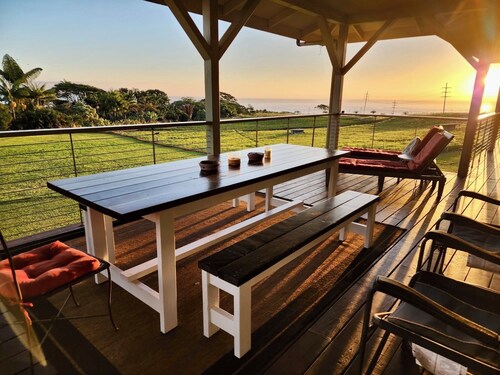 Stunning 3-Bedroom Home with Ocean Views, Farm Animals, and a Renovated Kitchen