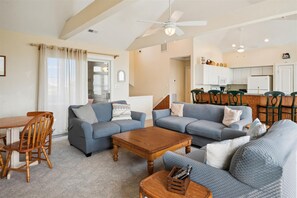 Flat-screen TV, fireplace, DVD player, stereo