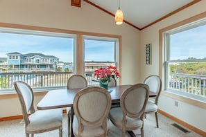 Dining - 3678 - Easterduck, 4 bedroom home a short bike ride or walk away from everything in Duck (Duck)