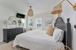 5 عدّة غرف نوم وخدمة الإنترنت وملاءات أسرّة