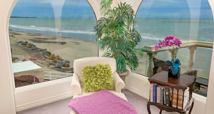 Upea Ocean Front Luxury Home yksityisellä rannalla - vuodepaikkoja 12