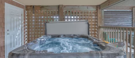 Bain à remous extérieur