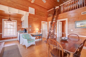 Dining - 5446- Miss Grace, | Oceanfront | Nags Head | Sleeps 14 (Nags Head)