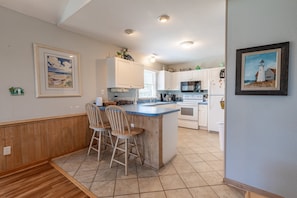 Fridge, microwave, oven, stovetop - 1789 - The Lilly Pad, Private Pool & Hot Tub in Ocean Sands (Corolla)