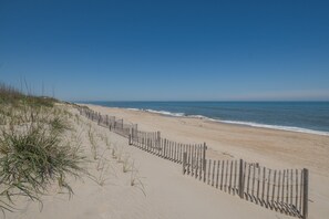 On the beach - 5587- The Sea's Embrace, Beautiful decor & beautiful ocean views at this Nags Head townhome! (Nags Head)