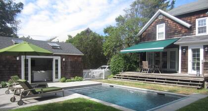 East Hampton Village Getaway - right off Main Street