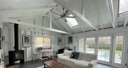 East Hampton Village Getaway - right off Main Street