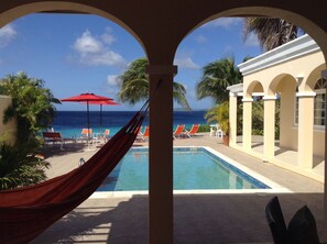 Pool - Reef Front Divers Dream Crown Ridge Luxury Villa In Beautiful Sabadeco! (Sabadeco)