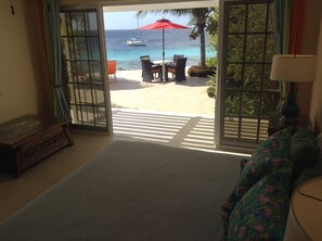 Interior - Reef Front Divers Dream Crown Ridge Luxury Villa In Beautiful Sabadeco! (Sabadeco)